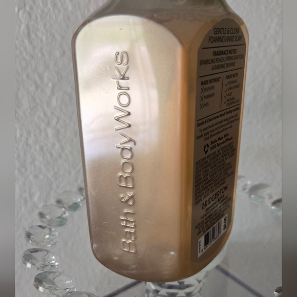 Bridgerton Diamond of the Season foaming Handsoap - Picture 3 of 6